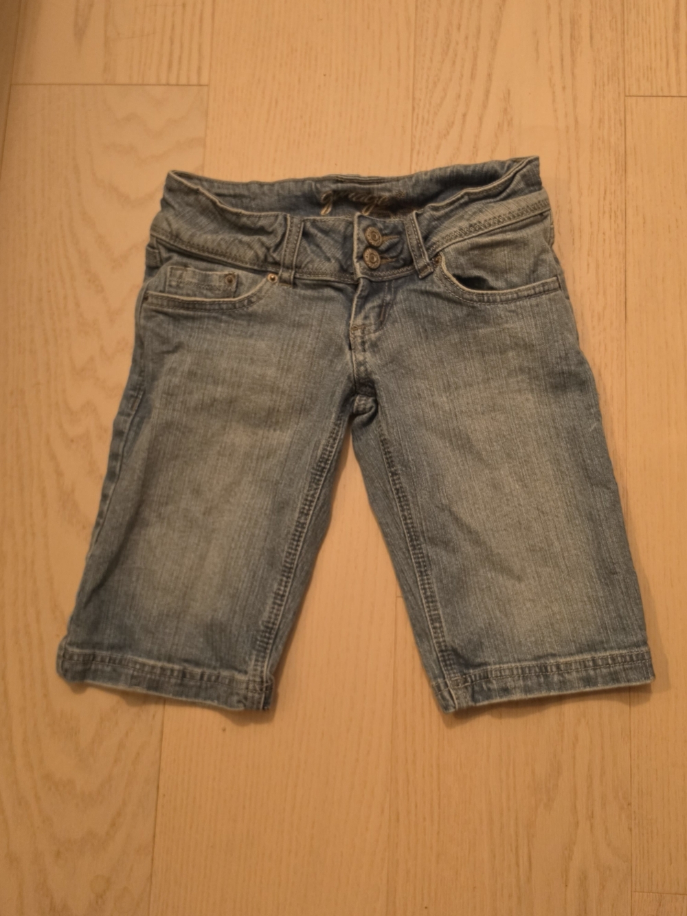 GARAGE Clothing Girls Size 24 Light Wash Denim Knee-Length Shorts